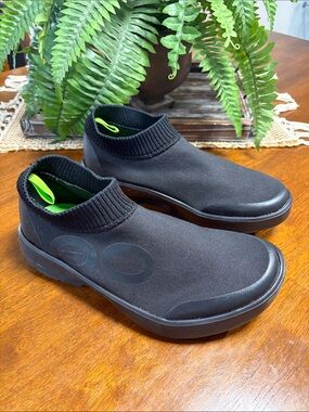 OOFOS Men's Slip-On Knit Comfort Shoes - Black